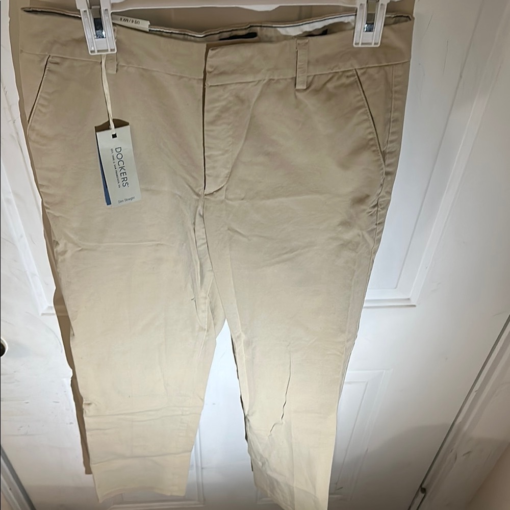 Dockers Women’s Tan Slim Straight Pants